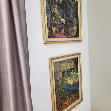 - Steps From The * Sarandë