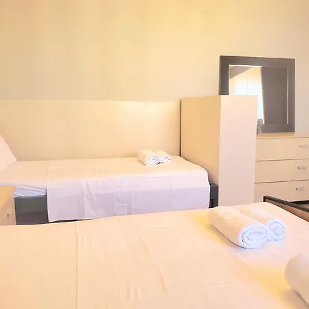 - Steps From The Appartement *