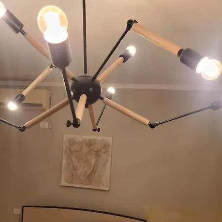 Apartamento - Steps From The