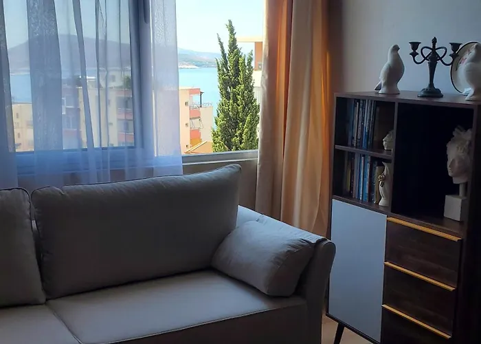 - Steps From The Apartamento