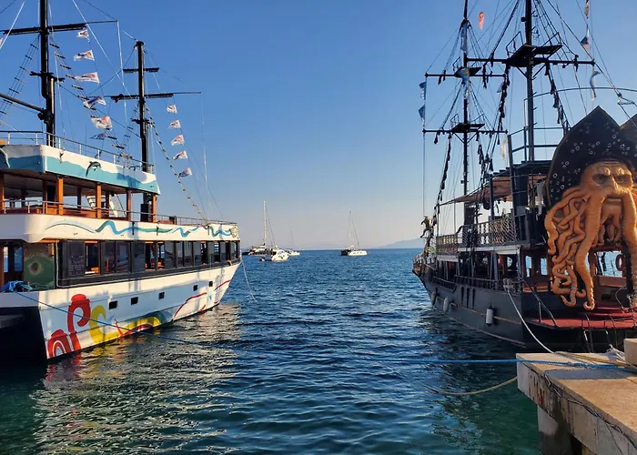 - Steps From The Apartamento *