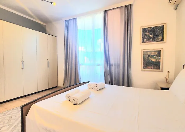 - Steps From The Appartement Saranda