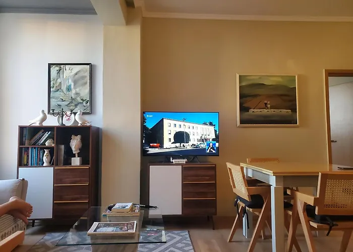 Appartement - Steps From The *